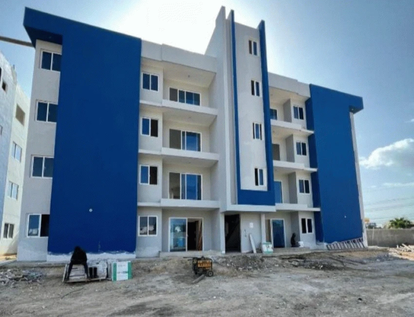 APARTAMENTO EN LA ENTRADA DE LA AUTOPISTA DE SAN ISIDROS