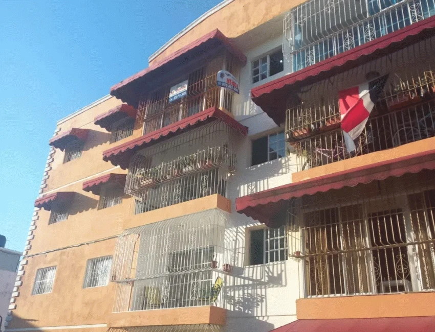 APARTAMENTO EN VENTA EN LUCERNA, ZONA ORIENTAL.